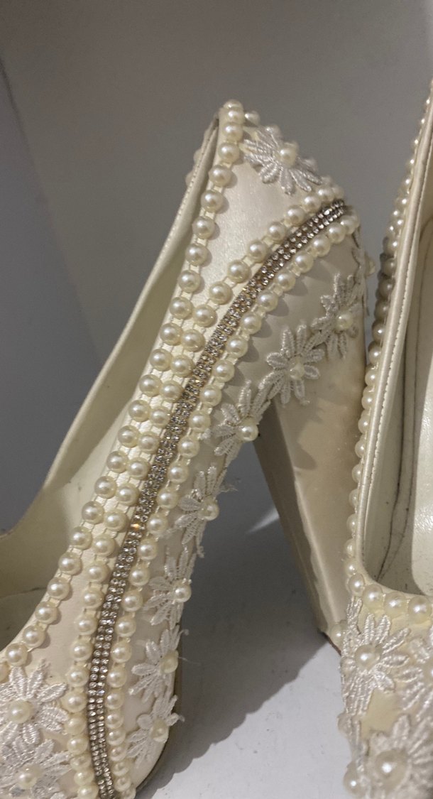 Dantel İşlemeli Beyaz Yüksek Topuklu Gelin Ayakkabısı - Görsel 2