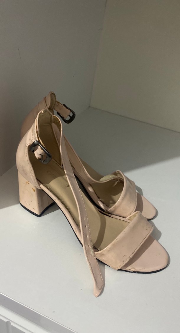 Bej Tokalı İnce Topuklu Kadın Ayakkabı - Görsel 2