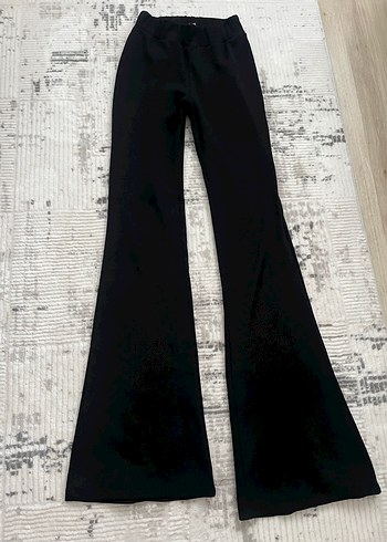 Kadın Siyah Piliseli Dar Kesim ispanyol paça tayt - Görsel 2