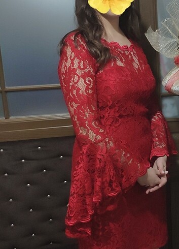 Volanlı dantel elbise