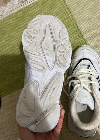 36 Beden Beyaz Bağcıklı Spor Ayakkabı