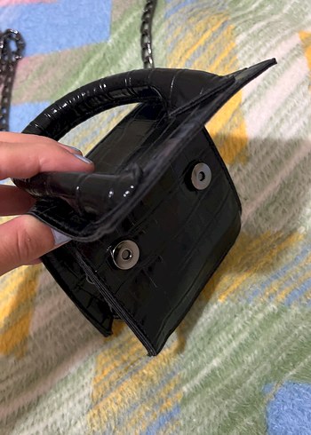  Beden siyah Renk Zincir Detaylı Siyah Deri Çanta