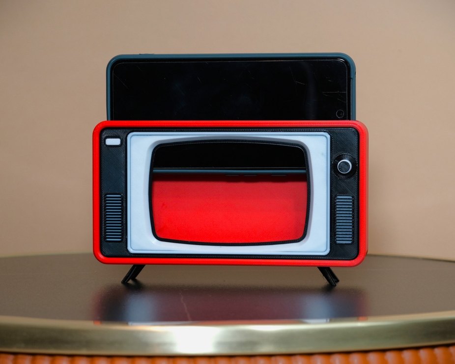 Kırmızı Retro TV - Görsel 3