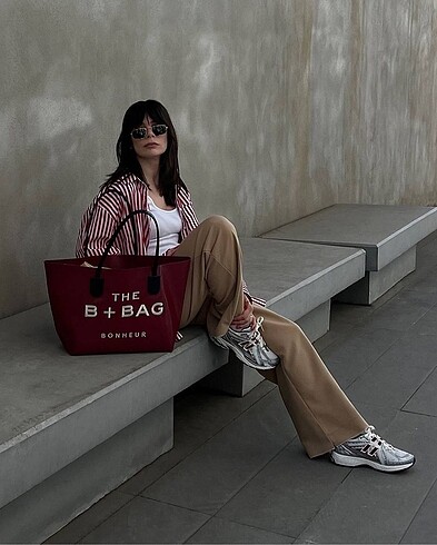 Marc Jacobs The+ bag