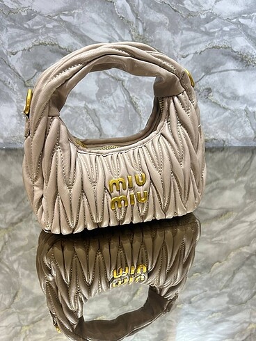 Beden Miu miu
