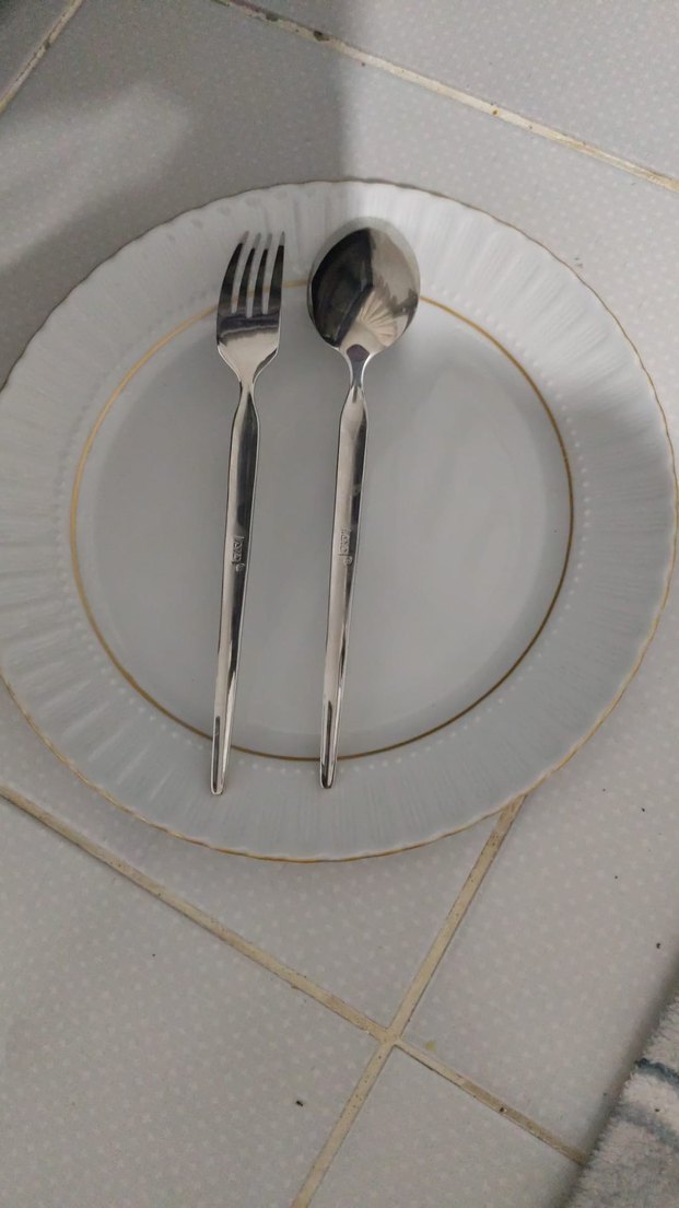 Altın ve Gri Detaylı Çatal ve Kaşık Seti - Görsel 2