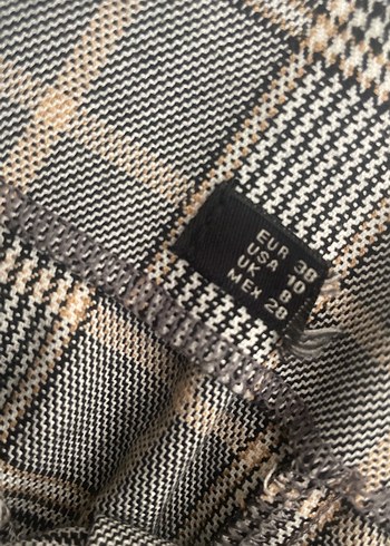 Zara Ekose Desenli Gri Kemerli Yüksek Bel Mini Şort