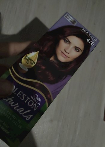 Wella Koleston Naturals Saç Boyası 4/6 Kızıl Viyole - Görsel 2
