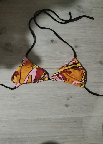 Renkli Tie-Dye Desenli İnce Askılı Bikini Üstü