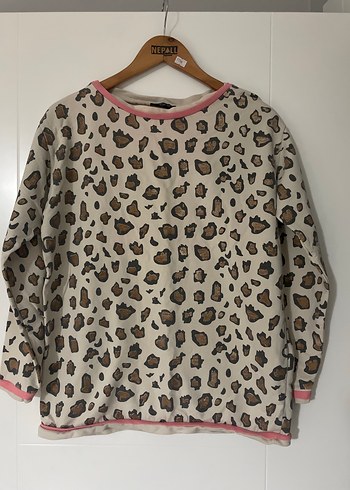 Pull and Bear Leopar Desenli Pembe Detayli Rahat Sweatshirt