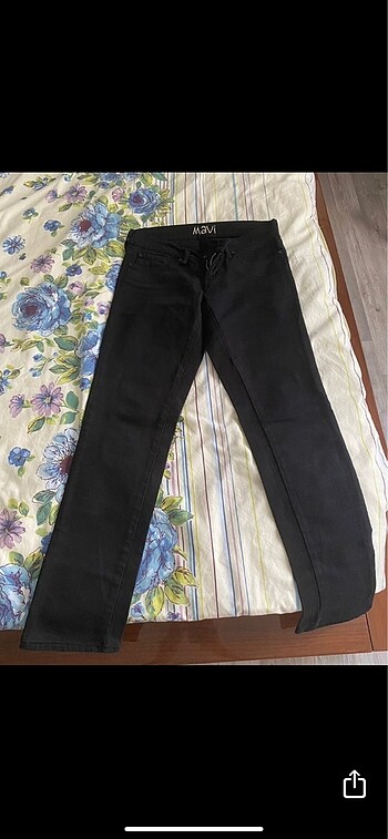 Mavi jean siyah 26/32 beden