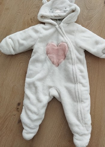 Kapüşonlu Beyaz Kürklü Bebek Tulumu - Görsel 3