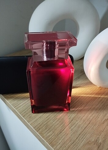 Beden #TomFord Lost Cherry 100 ml parfüm ürün