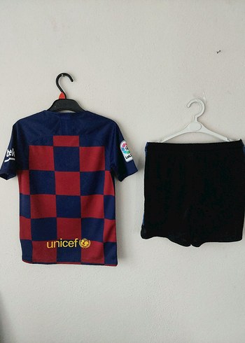 NİKE Barcelona Desenli Erkek çocuk Spor Tişörtü ve Şort - Görsel 3