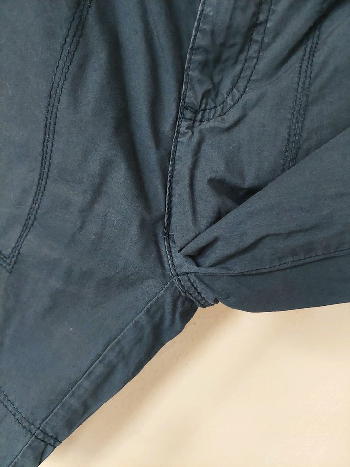 LCW Erkek Kemerli indigo renk Bermuda Şort - Görsel 4