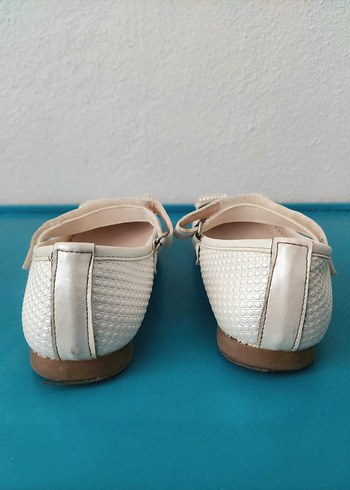 Kız Çocuk Beyaz Fiyonklu Babet Ayakkabı - Görsel 6