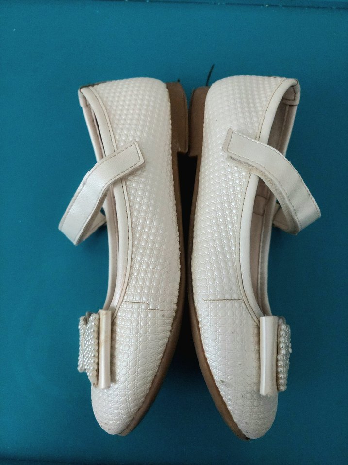 Kız Çocuk Beyaz Fiyonklu Babet Ayakkabı - Görsel 4