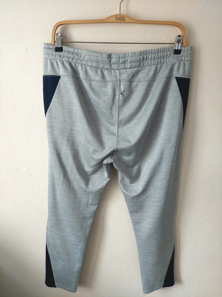 LCW beli lastikli ipli Gri Erkek Spor Sweatpant Fermuarlı Cepli - Görsel 5