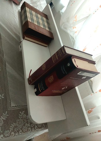 Beyaz Çocuk Rafı - Görsel 4