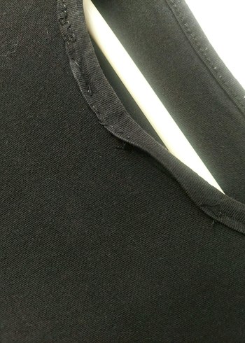 l Beden siyah Renk Bayan yırtmaçlı yazı desen salaş tshirt