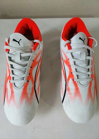 37 Beden PUMA ULTRA çocuk krampon no:37.5