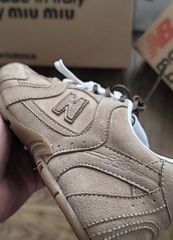 42 Beden camel Renk NEW Balance MıuX 530 Sneaker no:36/44