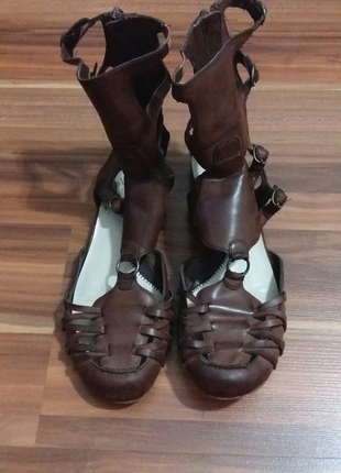 Gladyatör model sandalet