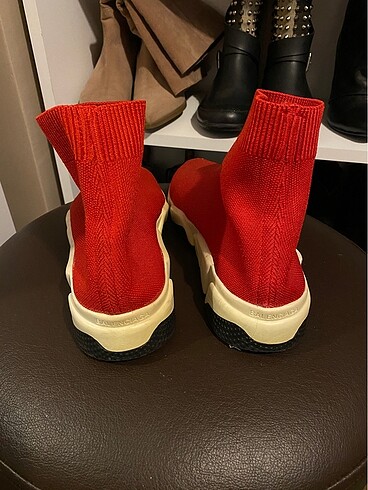 37 Beden Balenciaga