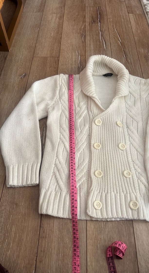 Erkek Beyaz Örgü Düğmeli Hırka - Görsel 2