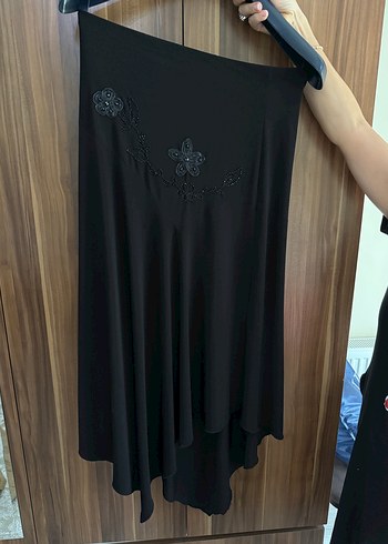 Nakışlı Siyah Uzun Etek