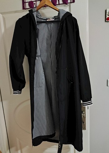 Uzun Siyah Fermuarlı Kadın Yağmurluk - Görsel 8