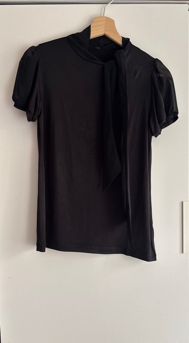 Kadın Siyah Kısa Kollu Drapeli Bluz - Görsel 2