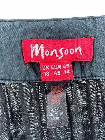 46 Beden siyah Renk Monsoon Bluz %70 İndirimli.