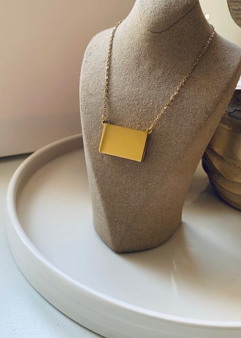 Altın Renkli Zincir Detaylı Mini Kolye - Görsel 10
