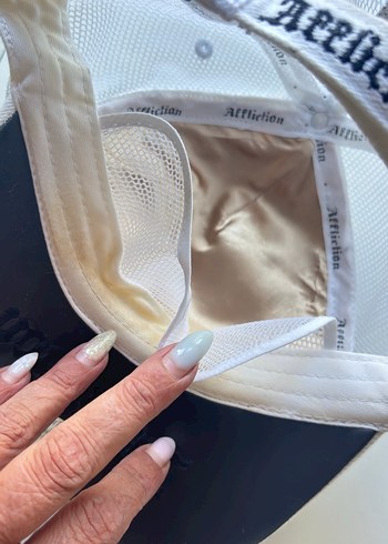 Kemer Tokalı Beyaz Punk Tarzı Kadın Şapka - Görsel 4