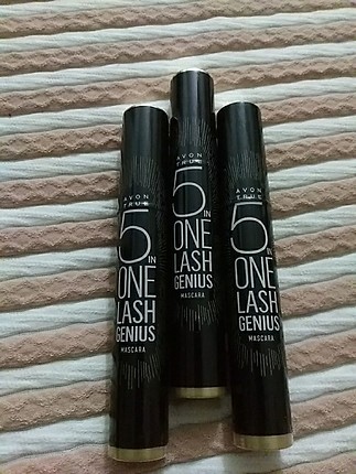AVON 5 bir yerde maskara