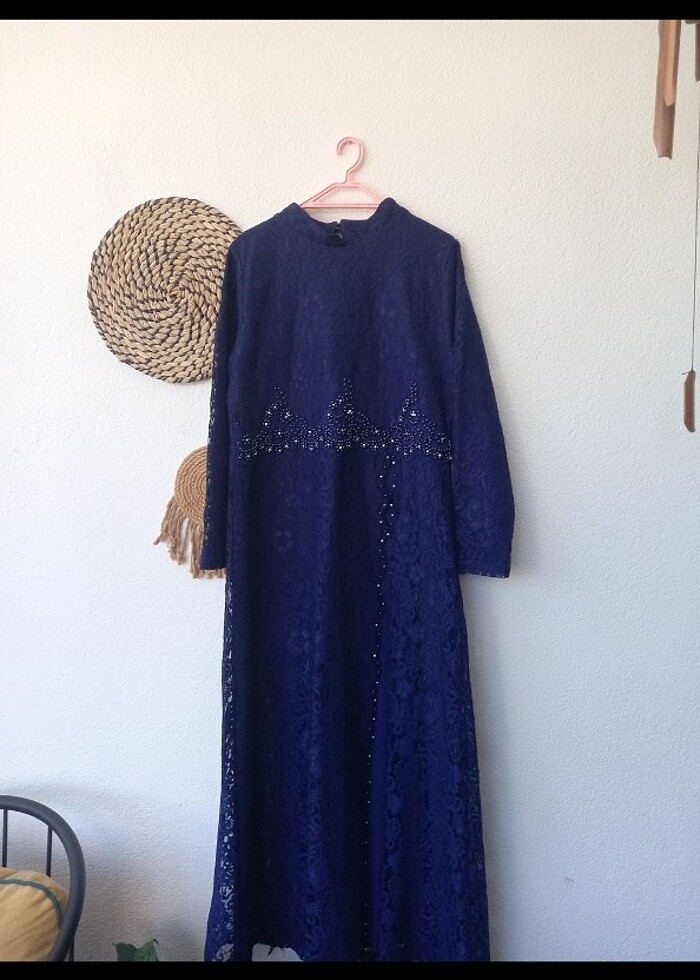 Şık kaliteli bir abiye danteli  kaliteli laylon dantel degil - Görsel 2