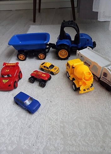 7 parça araba oyuncak - Görsel 5