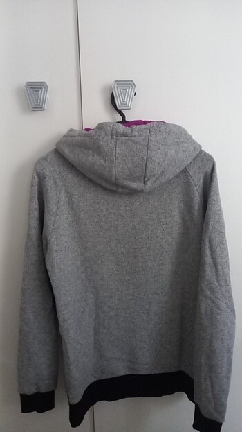 Orjinal urun hummel  swet  - Görsel 6