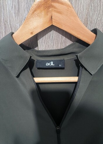 Haki yeşili adil ışık marka gömlek - Görsel 3