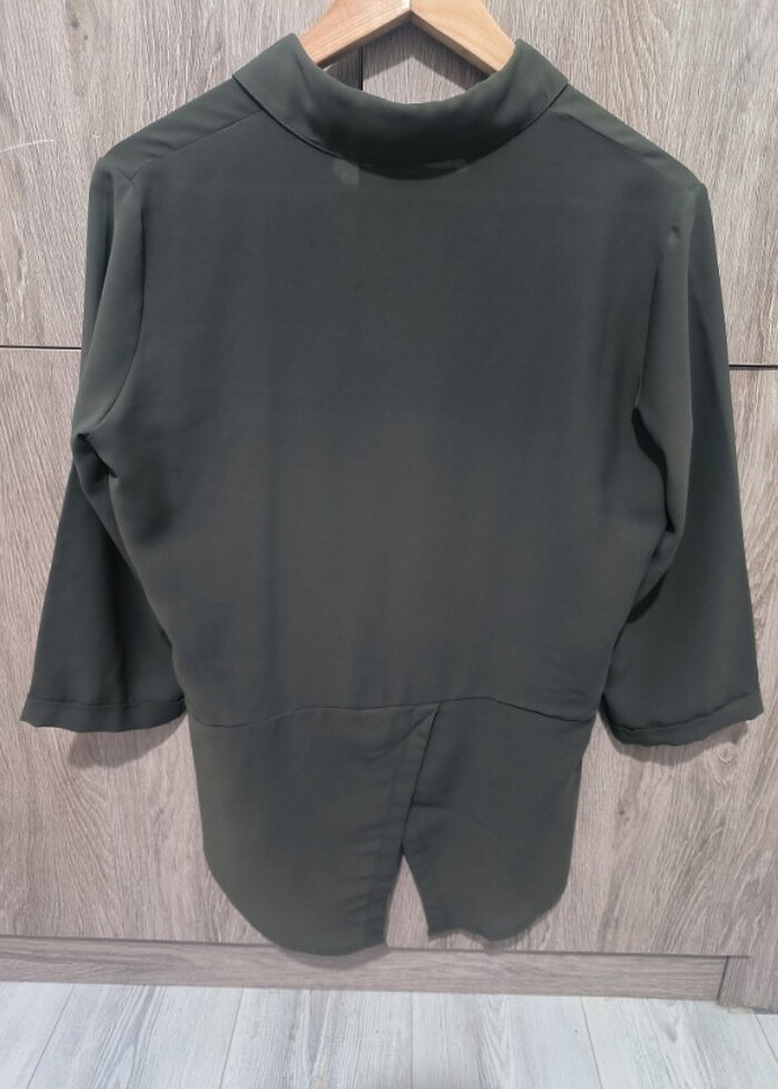 Haki yeşili adil ışık marka gömlek  - Görsel 2