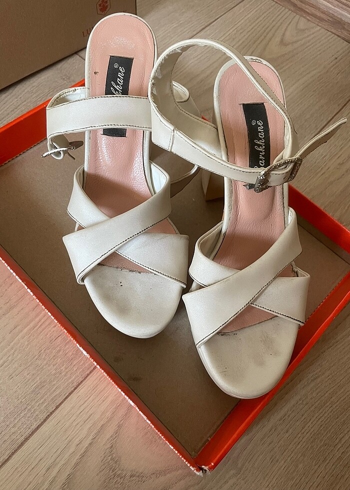 Dolgu topuk aşırı rahat - Görsel 2