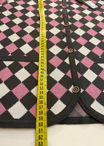 Düğmeli Pembe Ekose Kadın Hırka - Görsel 5