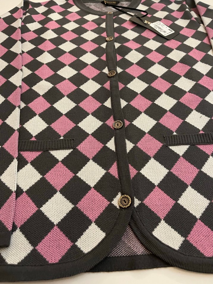 Düğmeli Pembe Ekose Kadın Hırka - Görsel 4