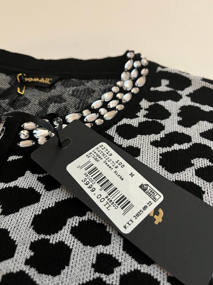 Leopar Desenli Fermuarlı Siyah Kadın Ceket - Görsel 3