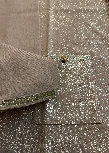 Bej Parlak Düğmeli Kadın Hırka - Görsel 3