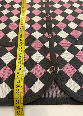 Düğmeli Pembe Ekose Kadın Hırka - Görsel 7