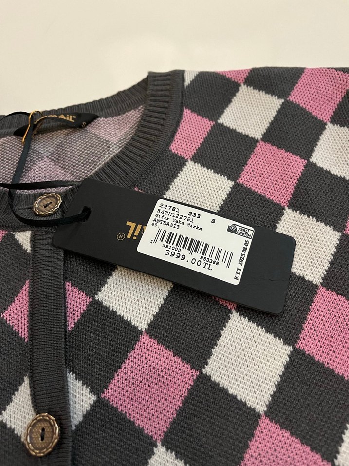 Düğmeli Pembe Ekose Kadın Hırka - Görsel 5