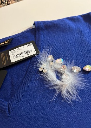 Uzun Kollu Mavi V Yakalı Triko Kazak - Görsel 3