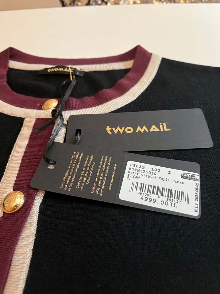 Düğmeli Bordo Detaylı Kadın Hırka - Görsel 3